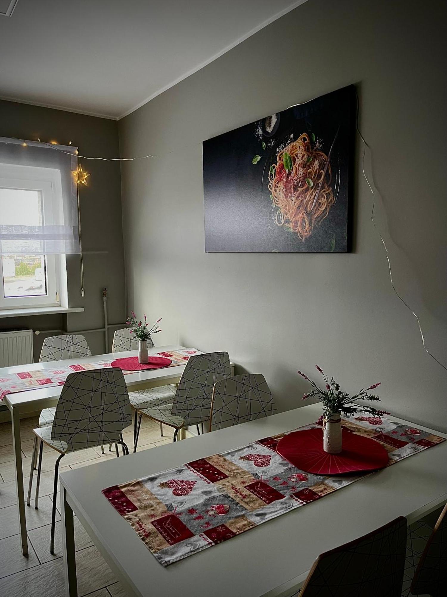 Hostel Azymut Wrzesnia Luaran gambar