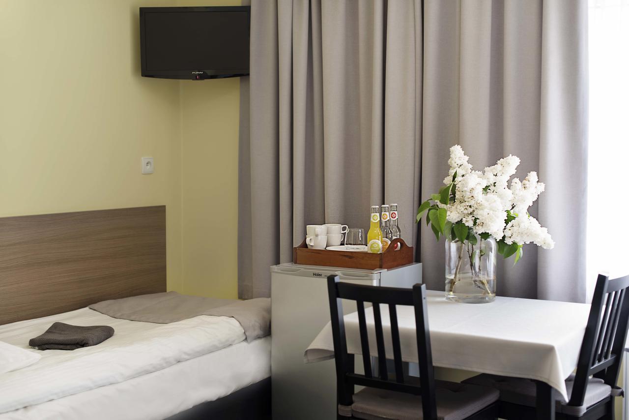 Hostel Azymut Wrzesnia Luaran gambar